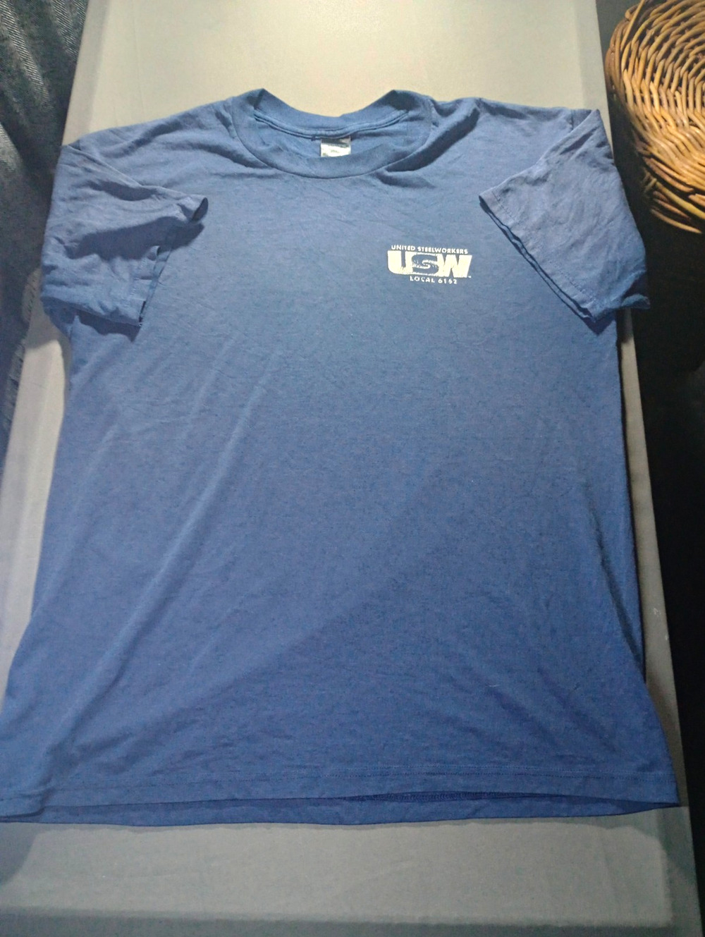 Platinum Plus USW Local 6162 Union Patriotic Logo vintage T Shirt Men's L